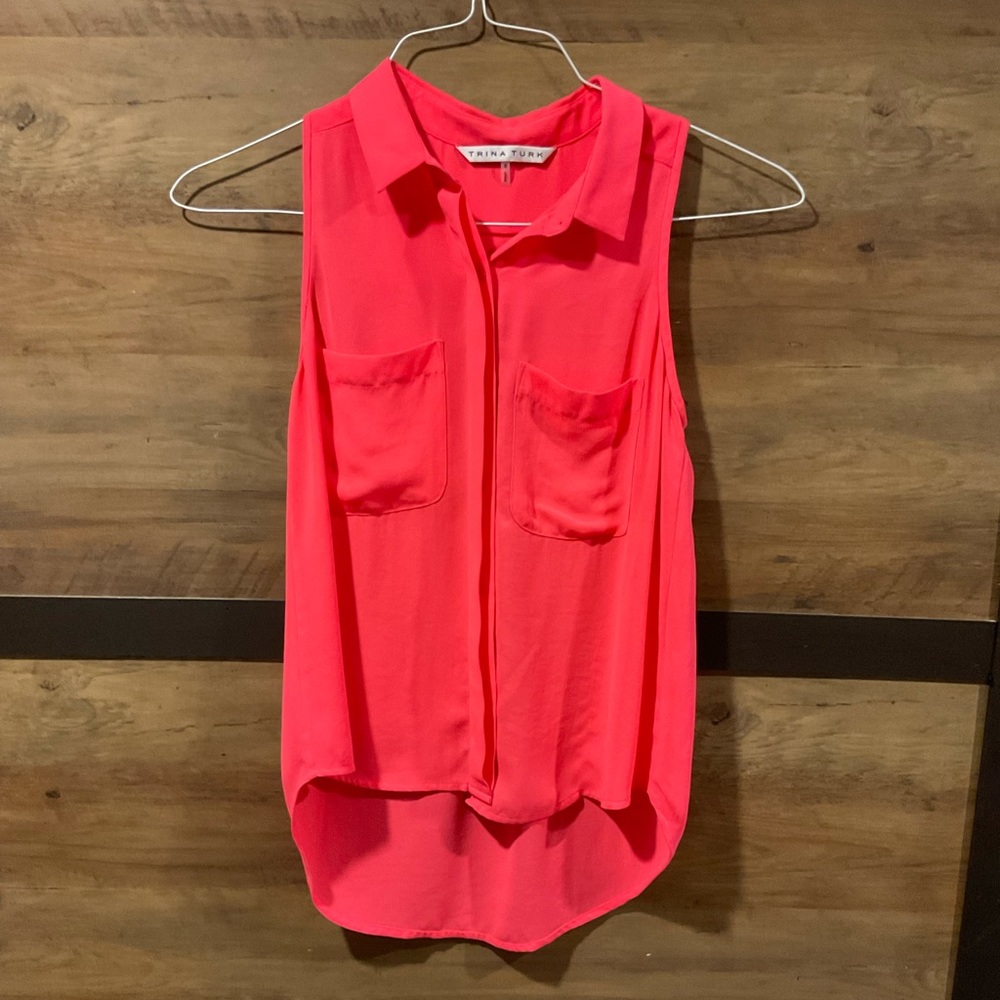 Trina Turk Sleeveless Blouse STAND OUT!!!